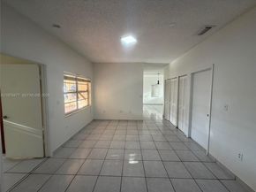 1090 NW 128th Ct, Miami FL 33182