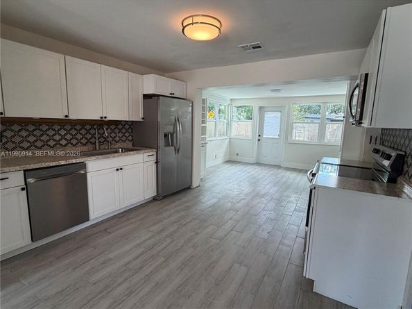 6604 Raleigh St, Hollywood FL 33024
