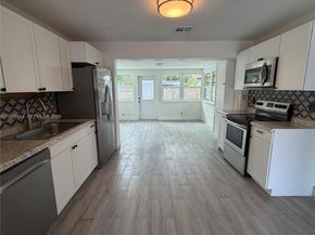6604 Raleigh St, Hollywood FL 33024