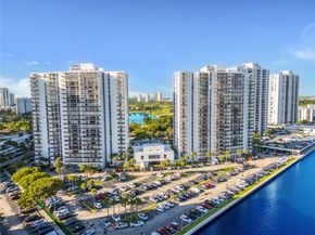 3701 N Country Club Dr 1009, Aventura FL 33180