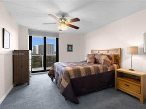 3701 N Country Club Dr 1009, Aventura FL 33180