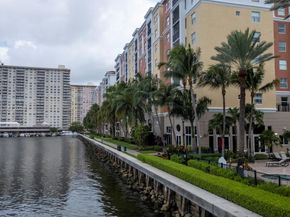 17100 N Bay Rd 1610, Sunny Isles Beach FL 33160