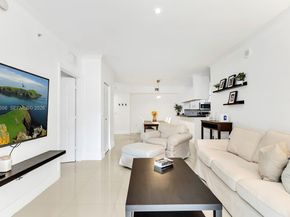 17100 N Bay Rd 1610, Sunny Isles Beach FL 33160