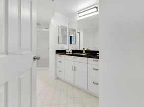17100 N Bay Rd 1610, Sunny Isles Beach FL 33160