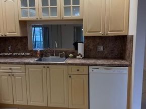 13100 SW 11th Ct 103C, Pembroke Pines FL 33027