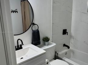 207 SW 11th Street, Fort Lauderdale FL 33315