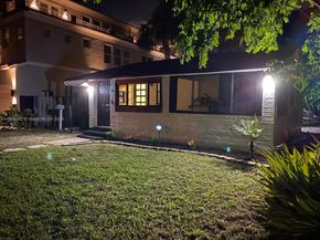 207 SW 11th Street, Fort Lauderdale FL 33315