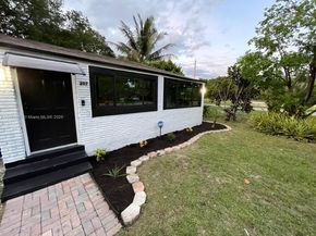 207 SW 11th Street, Fort Lauderdale FL 33315
