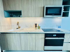 159 NE 6th St 4314, Miami FL 33132
