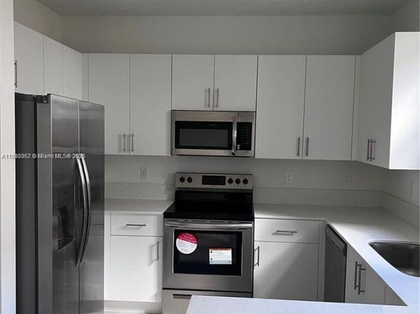 257 SW 159 Court, Pembroke Pines FL 33027