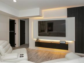 Undisclosed Address #A11875237, North Miami FL 33168