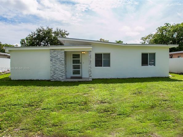 Undisclosed Address #A11875237, North Miami FL 33168