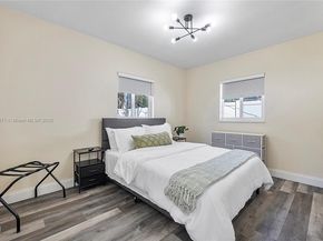 631 NE 57th St, Oakland Park FL 33334