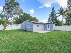 631 NE 57th St, Oakland Park FL 33334