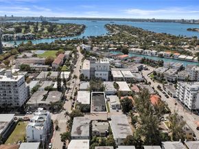 7710 Carlyle Ave, Miami Beach FL 33141