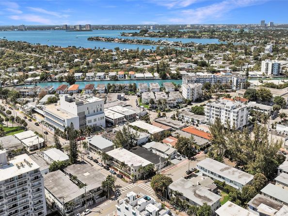 7710 Carlyle Ave, Miami Beach FL 33141