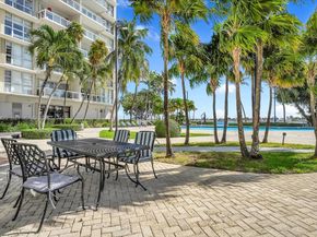 2451 Brickell Ave 17D, Miami FL 33129