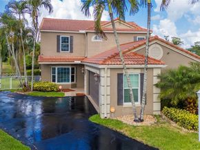 21451 Sawmill Ct, Boca Raton FL 33498
