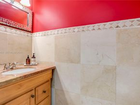 21451 Sawmill Ct, Boca Raton FL 33498