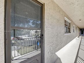 8523 Old Country Mnr 520, Davie FL 33328