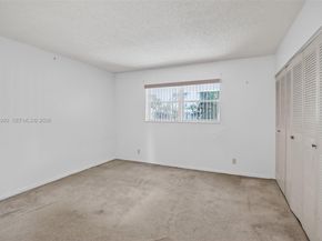 8523 Old Country Mnr 520, Davie FL 33328