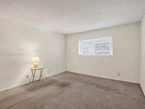 8523 Old Country Mnr 520, Davie FL 33328