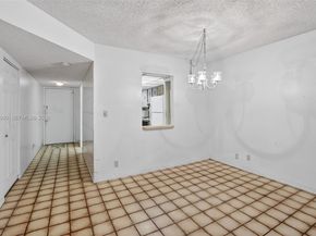 8523 Old Country Mnr 520, Davie FL 33328