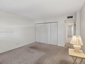 8523 Old Country Mnr 520, Davie FL 33328