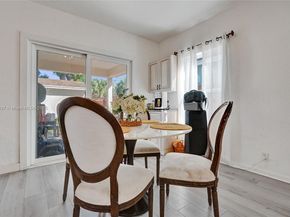 1129 10th St, West Palm Beach FL 33401