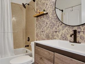 1129 10th St, West Palm Beach FL 33401