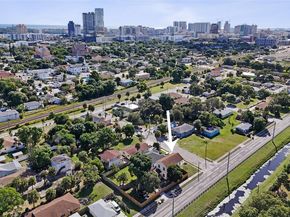 1129 10th St, West Palm Beach FL 33401