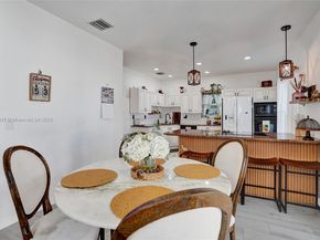 1129 10th St, West Palm Beach FL 33401