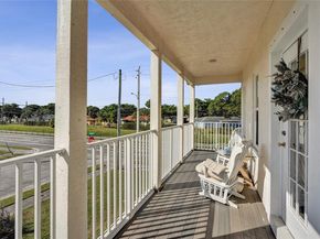 1129 10th St, West Palm Beach FL 33401