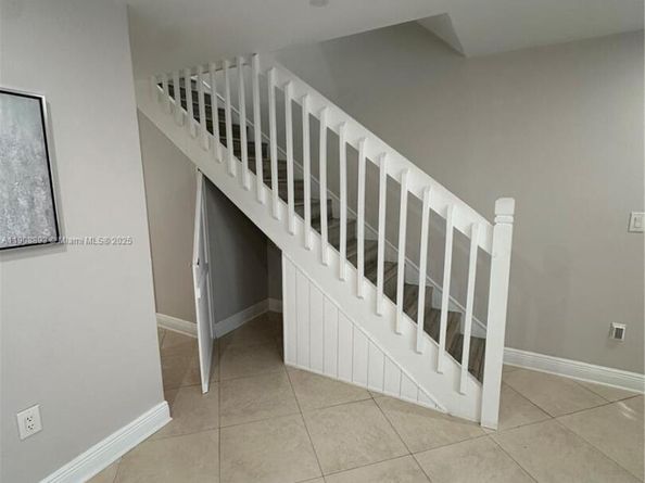 Undisclosed Address #A11908893, Miami FL 33183