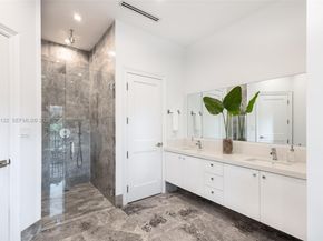 315 Santander Ave 315, Coral Gables FL 33134