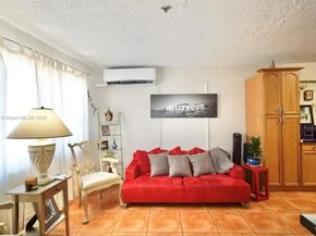 6103 Monroe St, Hollywood FL 33023