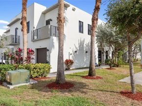 541 SW 91st Ct, Miami FL 33174