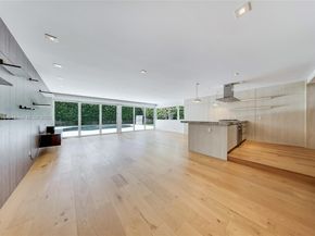 5244 Alton Rd, Miami Beach FL 33140
