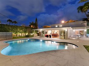 5244 Alton Rd, Miami Beach FL 33140