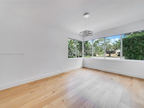 5244 Alton Rd, Miami Beach FL 33140