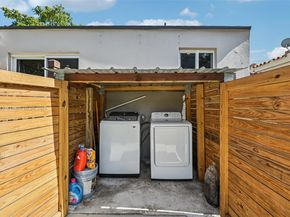 1361 NW 55th St, Miami FL 33142