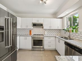 1361 NW 55th St, Miami FL 33142