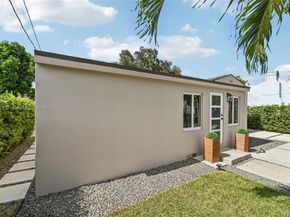 1361 NW 55th St, Miami FL 33142