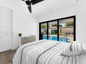 4250 Bay Point Rd, Miami FL 33137