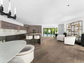 4250 Bay Point Rd, Miami FL 33137