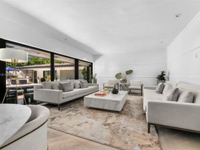 4250 Bay Point Rd, Miami FL 33137