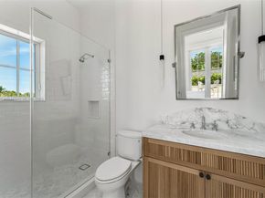 261 Greenwood Dr, Key Biscayne FL 33149