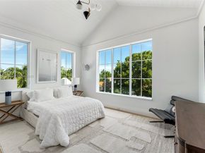 261 Greenwood Dr, Key Biscayne FL 33149
