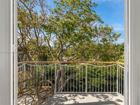 261 Greenwood Dr, Key Biscayne FL 33149