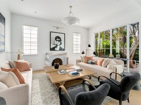 261 Greenwood Dr, Key Biscayne FL 33149